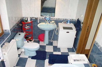 Rumunjska Privát Buşteni, Eksterijer